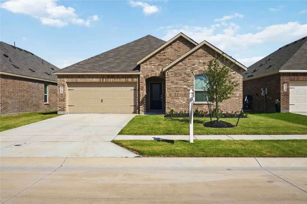 2120 Martins Pond Road Forney TX 75126