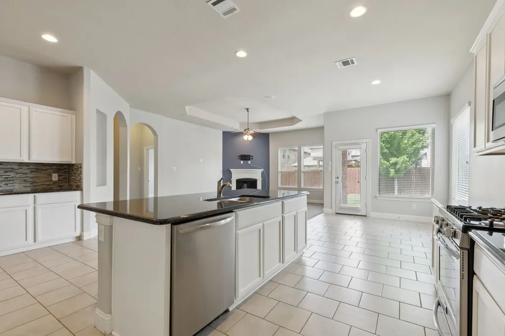4112 Wavertree Road Frisco TX 75036