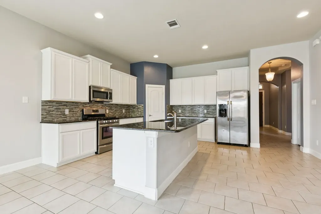 4112 Wavertree Road Frisco TX 75036