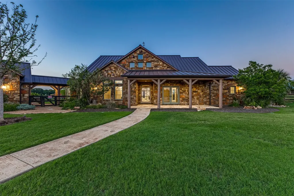 1023 Gene Perry Court Bartonville TX 76226