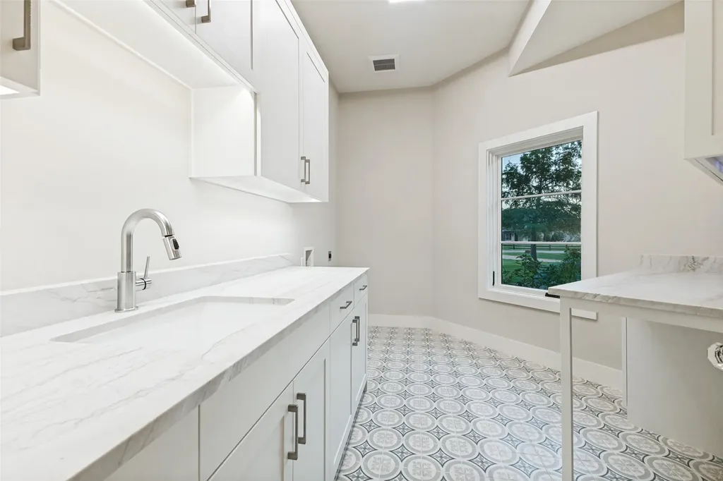 1023 Gene Perry Court Bartonville TX 76226