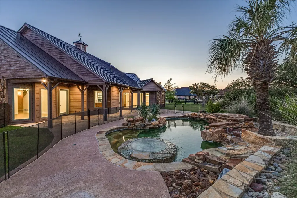 1023 Gene Perry Court Bartonville TX 76226