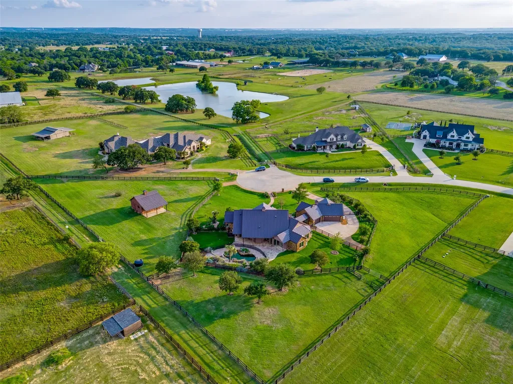 1023 Gene Perry Court Bartonville TX 76226