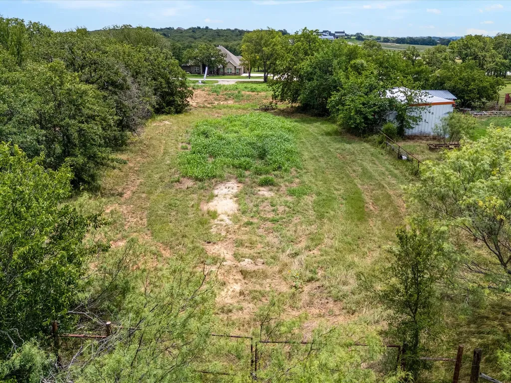709 County Road 3355 Paradise TX 76023