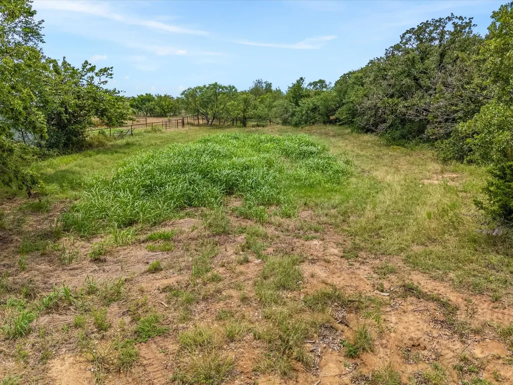 709 County Road 3355 Paradise TX 76023