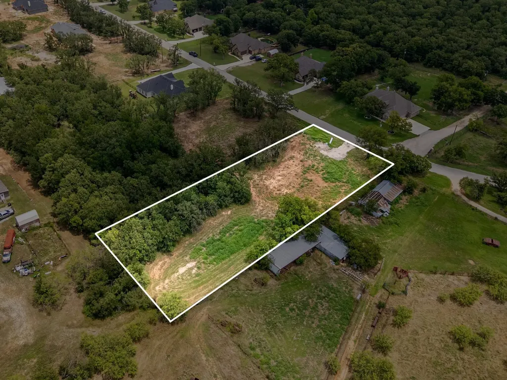 709 County Road 3355 Paradise TX 76023