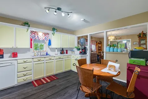 175 Hcr 3138 N Bynum TX 76631
