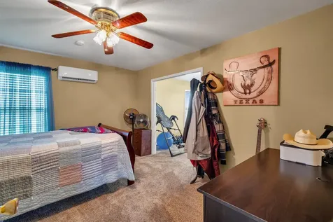 175 Hcr 3138 N Bynum TX 76631