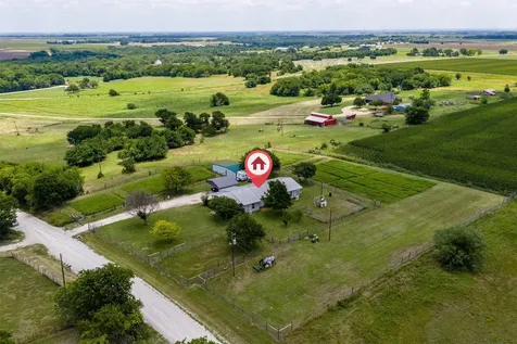 175 Hcr 3138 N Bynum TX 76631