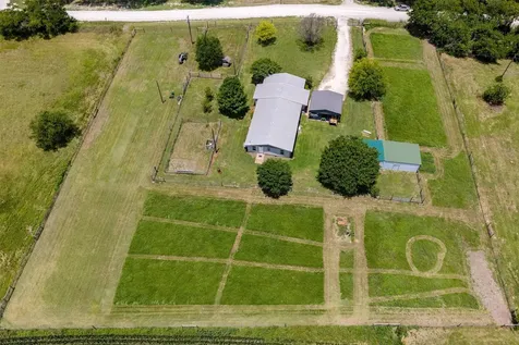 175 Hcr 3138 N Bynum TX 76631