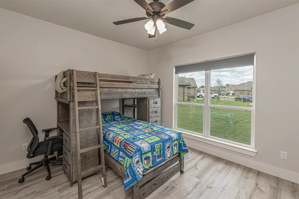 533 Limestone Circle Mabank TX 75147