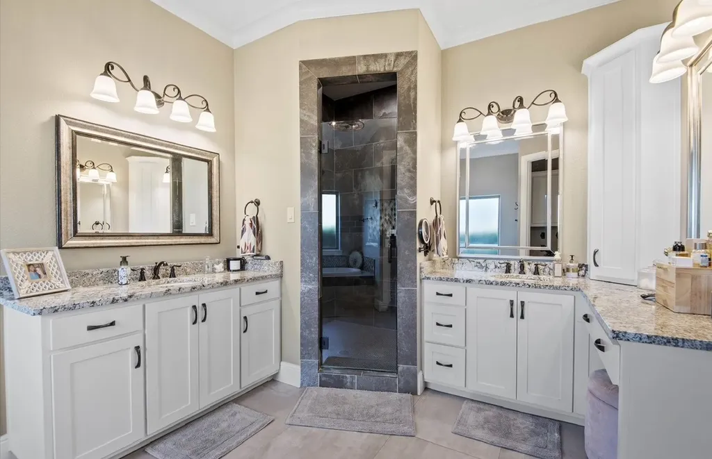 103 Eagle Point Drive Waxahachie TX 75165