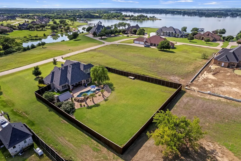 103 Eagle Point Drive Waxahachie TX 75165