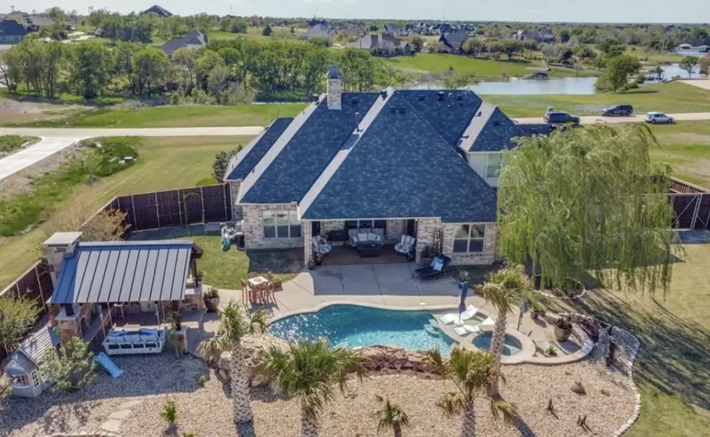 103 Eagle Point Drive Waxahachie TX 75165
