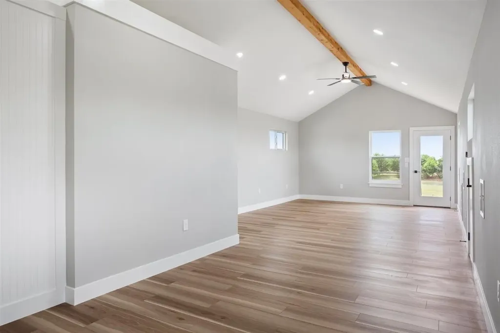 1150 County Road 311 Mcgregor TX 76657