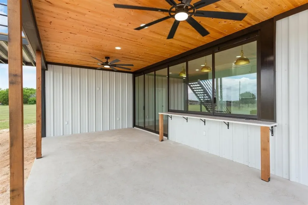 1150 County Road 311 Mcgregor TX 76657