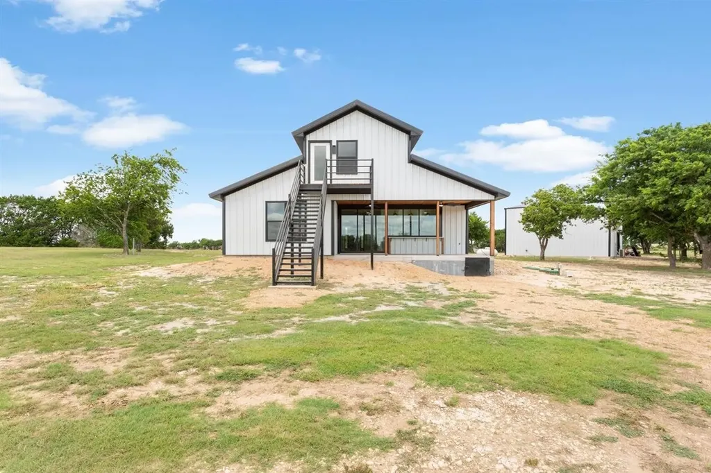 1150 County Road 311 Mcgregor TX 76657