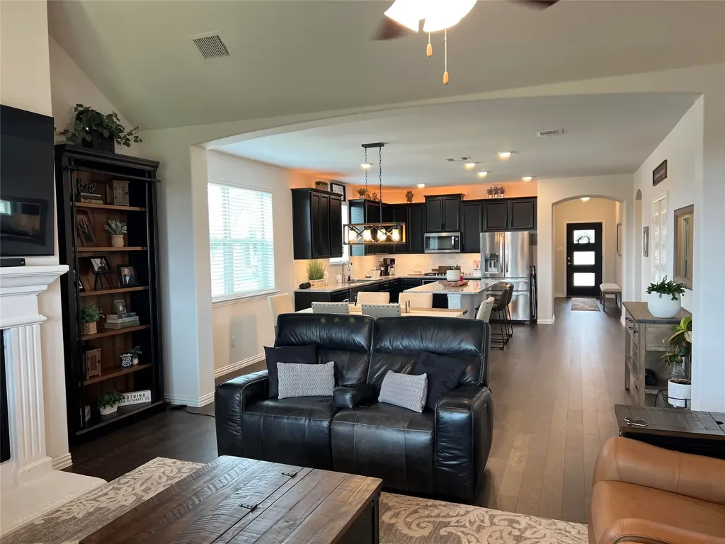 4145 Kyles Landing Drive Hickory Creek TX 75065