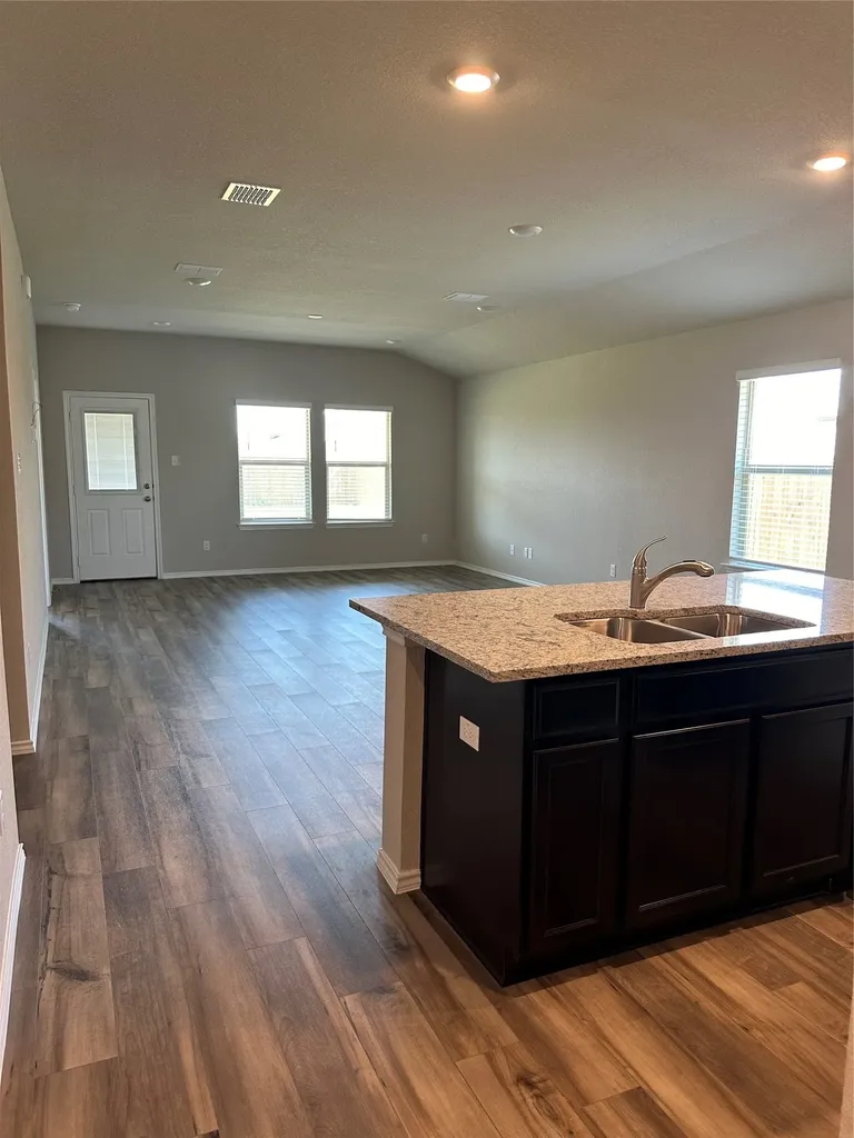 7200 Canadian China Spring TX 76633