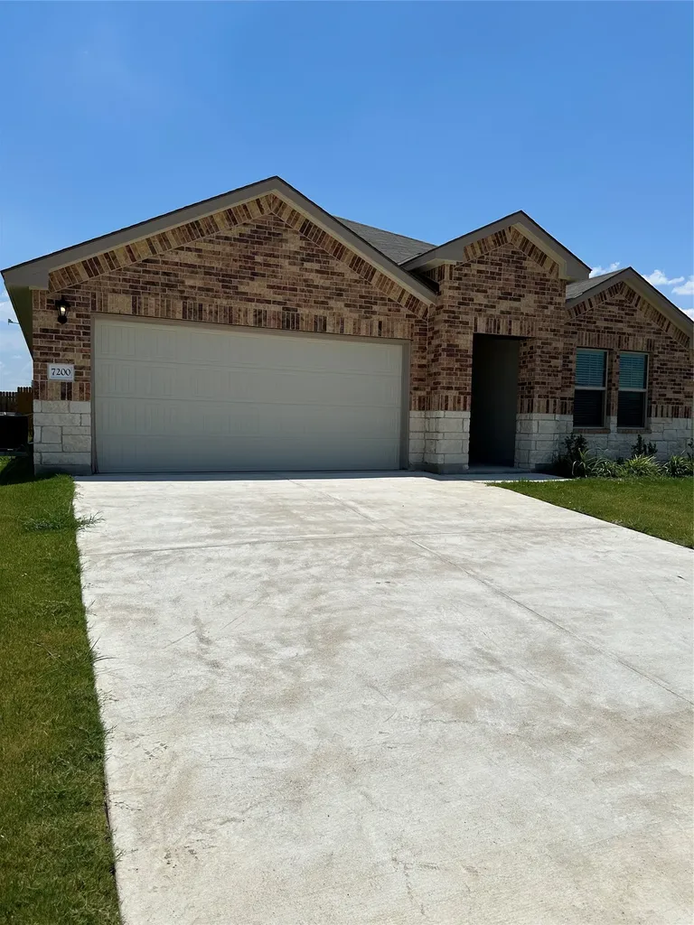 7200 Canadian China Spring TX 76633