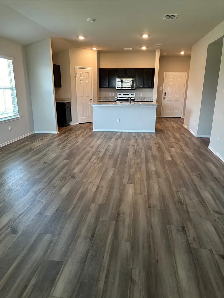 7200 Canadian China Spring TX 76633