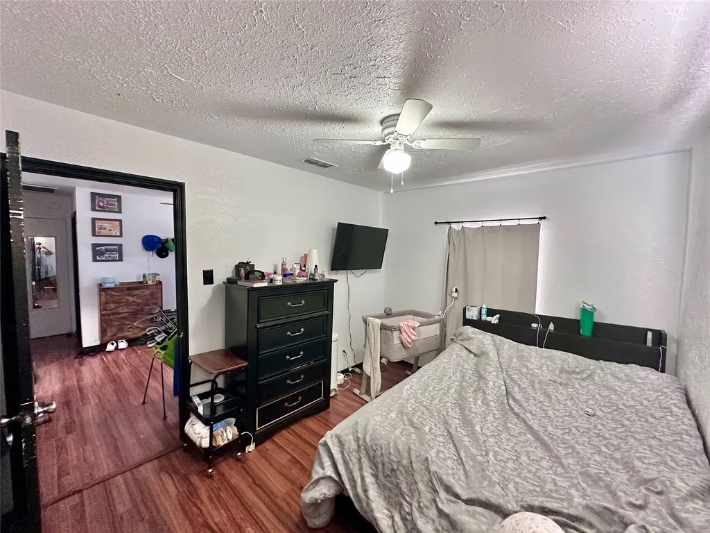 5032 Goodman Avenue Fort Worth TX 76107