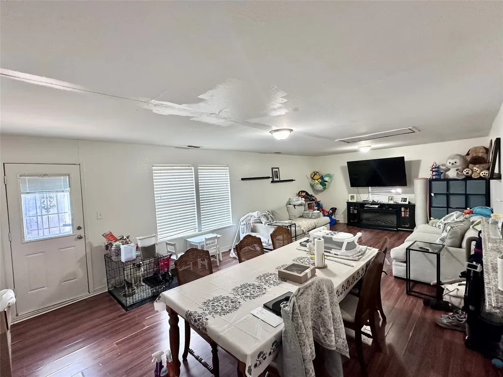 5032 Goodman Avenue Fort Worth TX 76107