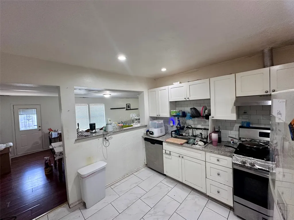5032 Goodman Avenue Fort Worth TX 76107