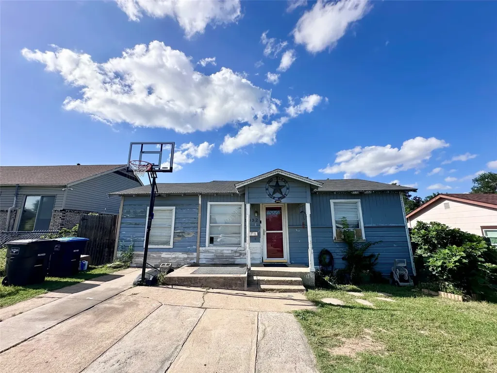 5032 Goodman Avenue Fort Worth TX 76107
