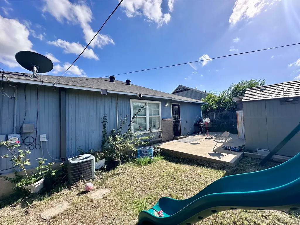 5032 Goodman Avenue Fort Worth TX 76107
