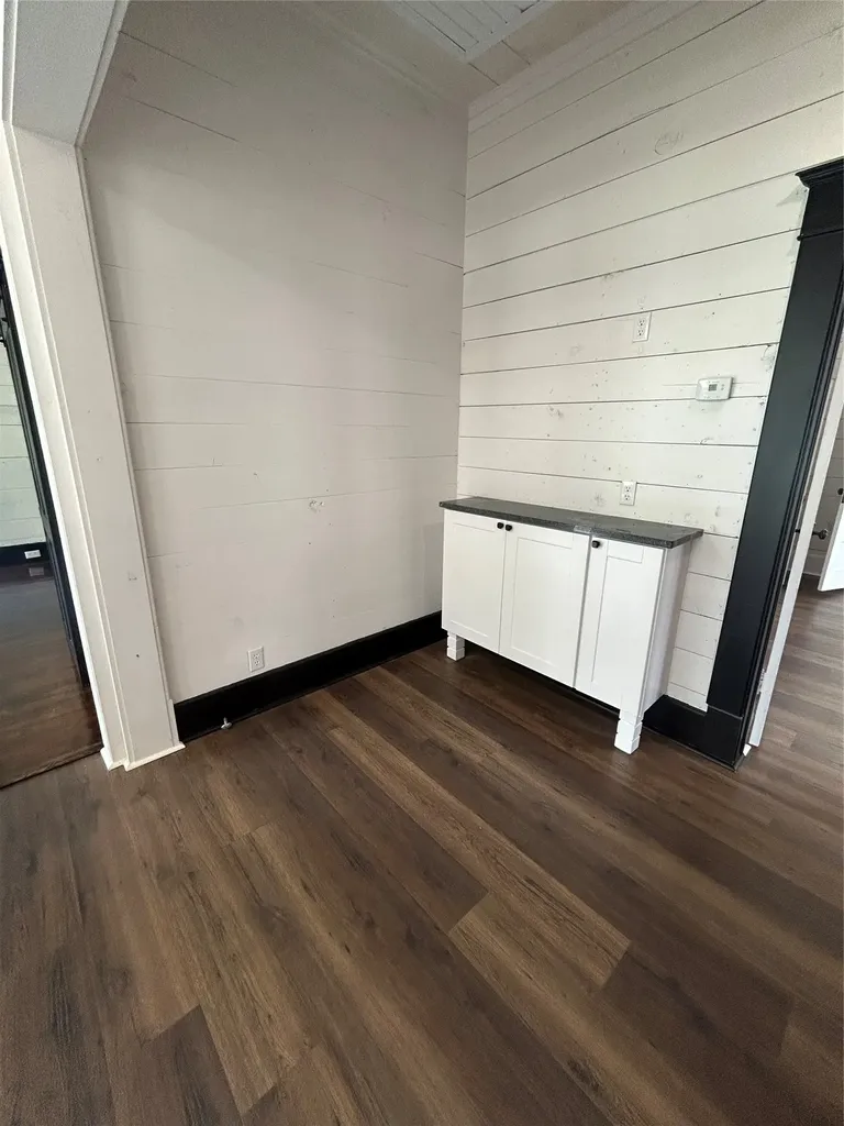 402 E Navasota Street Groesbeck TX 76642