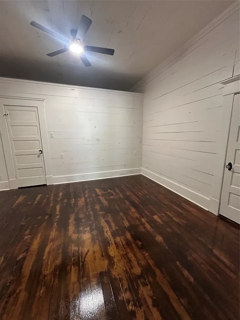 402 E Navasota Street Groesbeck TX 76642