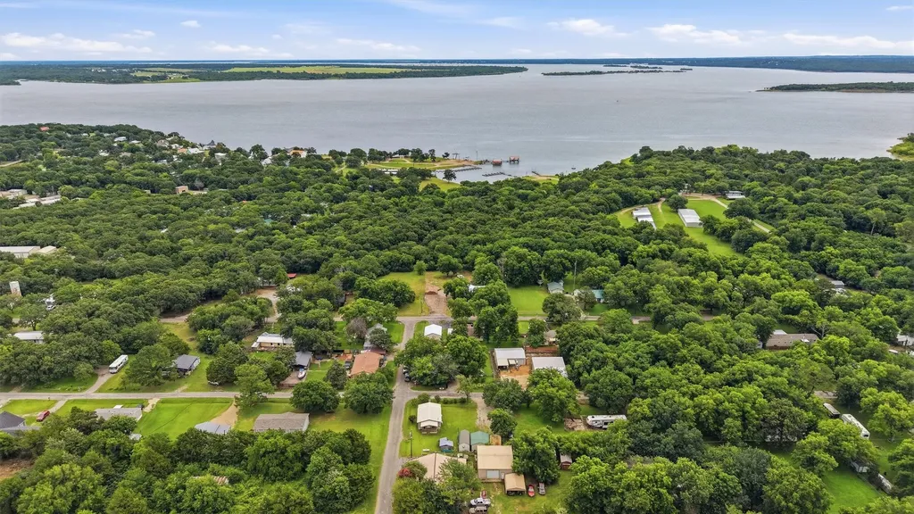 285 Sioux Drive Gordonville TX 76245
