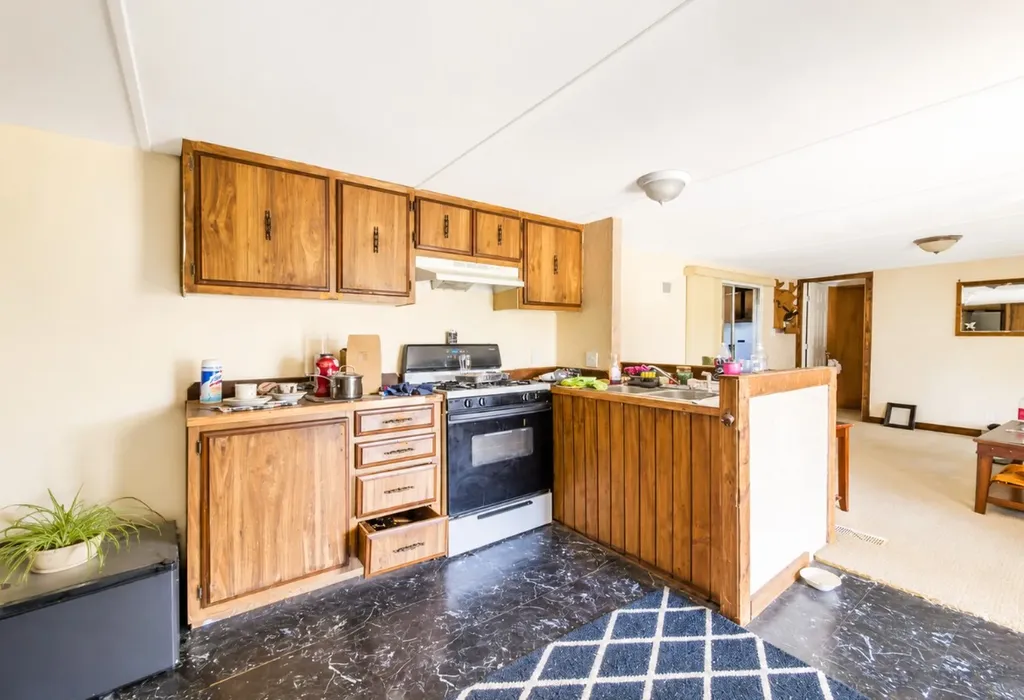 158 County Road 1813 Clifton TX 76634