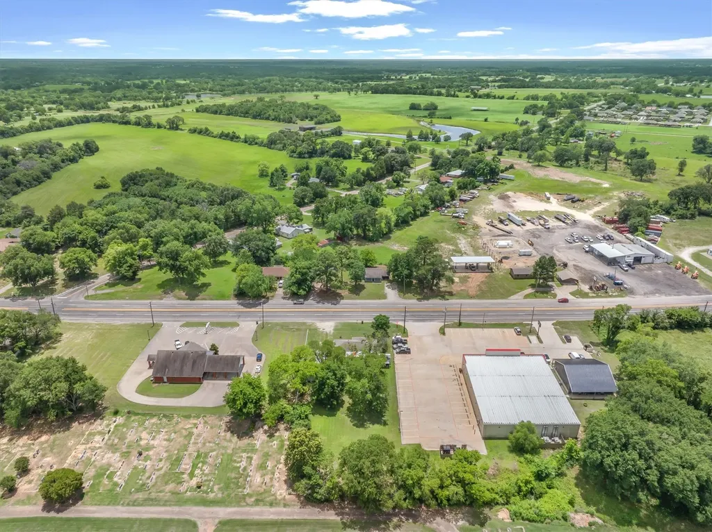 410 W Pine Street Edgewood TX 75117