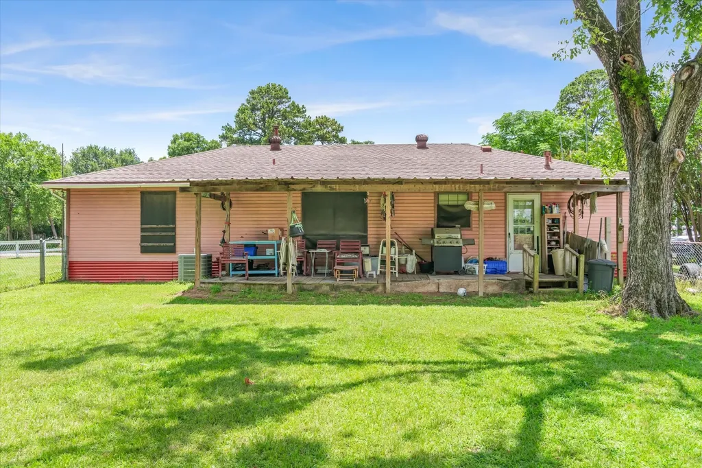 410 W Pine Street Edgewood TX 75117