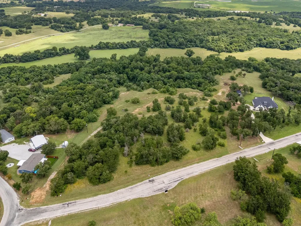115 Pecan Grove Drive Boyd TX 76023
