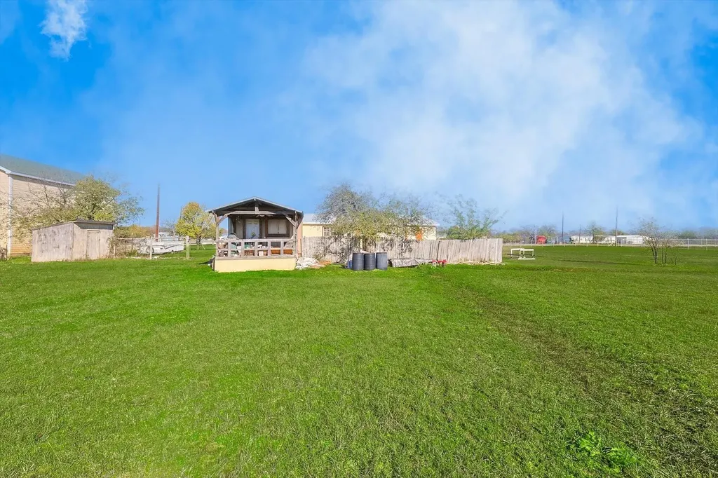 18014 Tyding Road Justin TX 76247