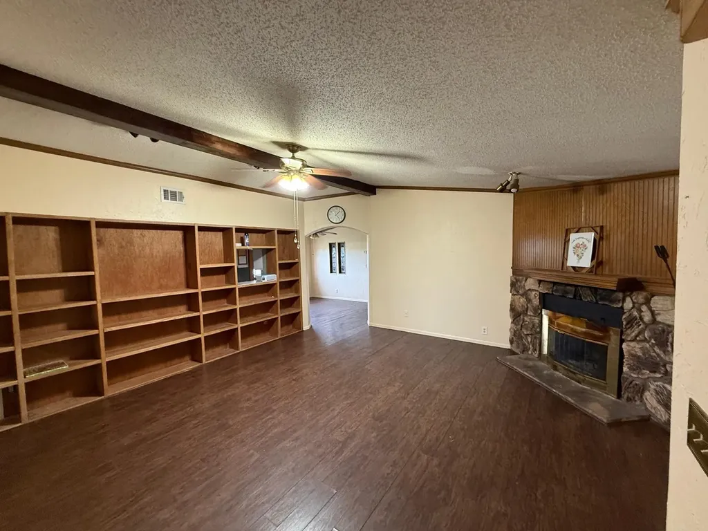 18014 Tyding Road Justin TX 76247