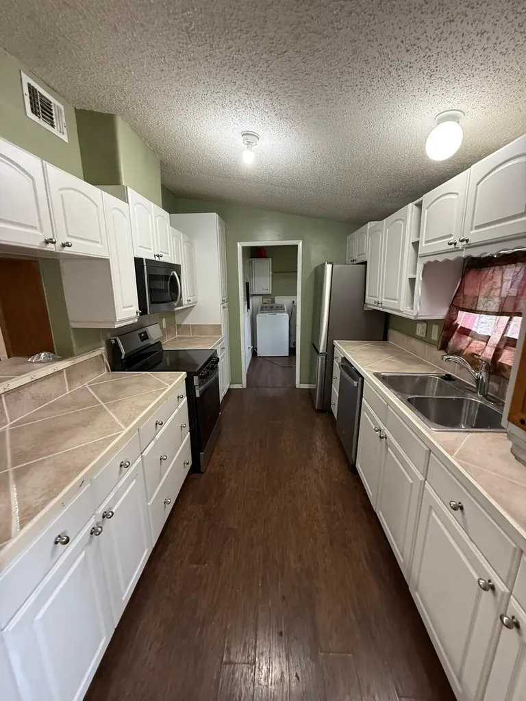 18014 Tyding Road Justin TX 76247