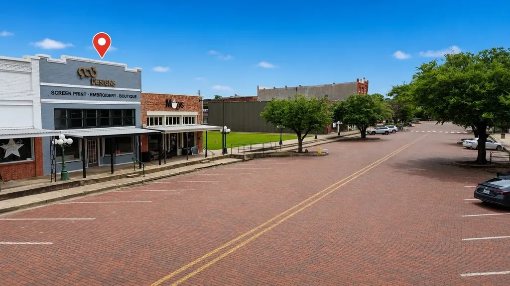 1121 Main Street Commerce TX 75428