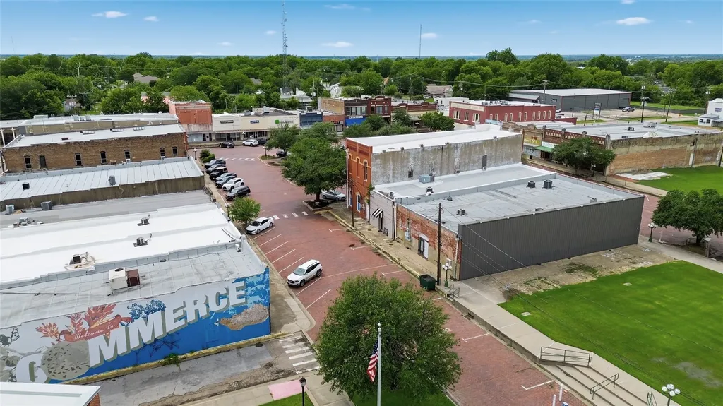 1121 Main Street Commerce TX 75428