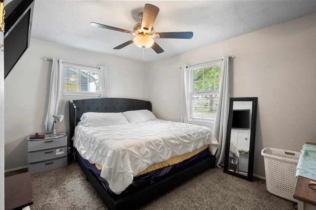 555 W Main Street Lancaster TX 75146