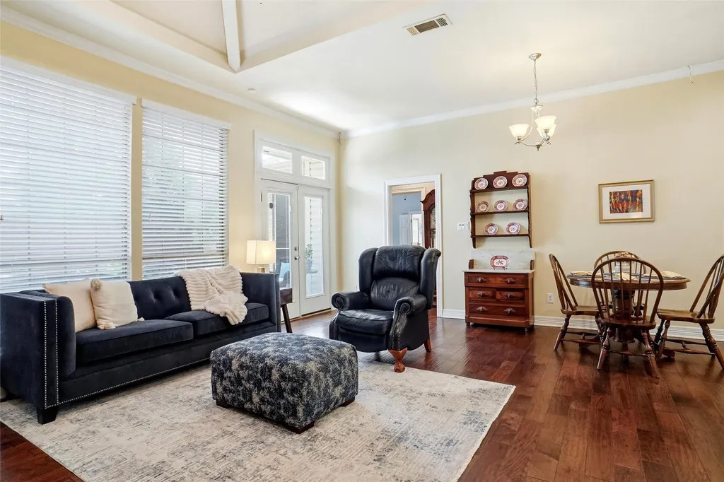 1000 Murl Drive Irving TX 75062