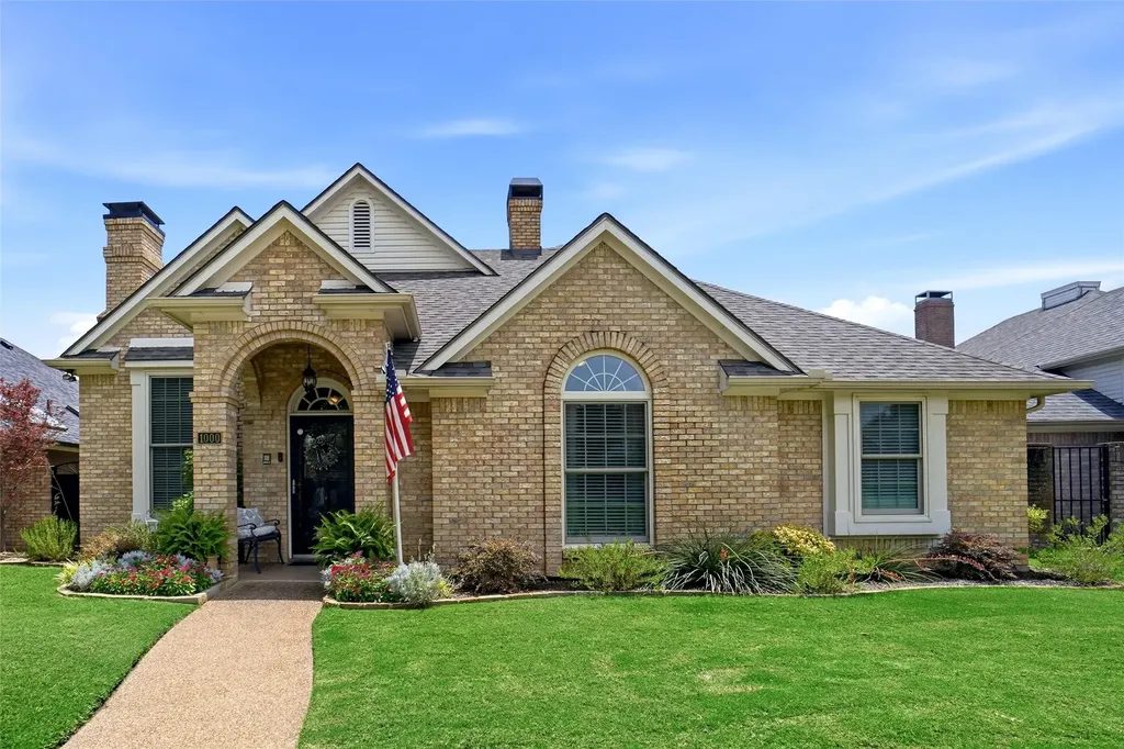 1000 Murl Drive Irving TX 75062