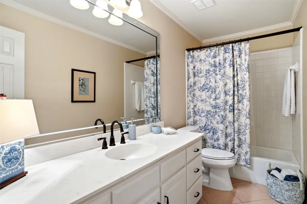1000 Murl Drive Irving TX 75062