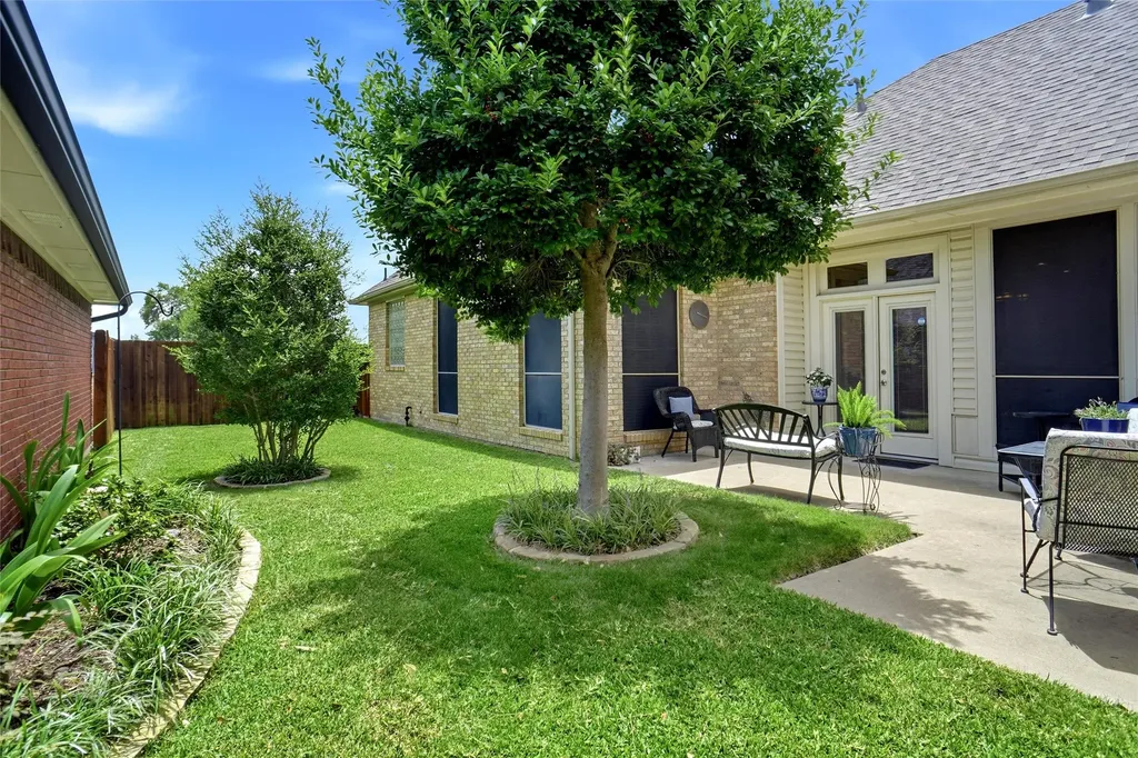 1000 Murl Drive Irving TX 75062
