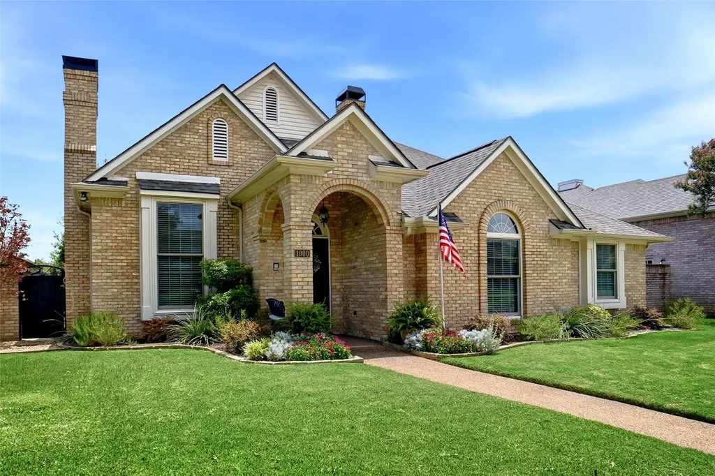 1000 Murl Drive Irving TX 75062