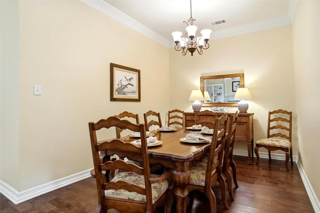 1000 Murl Drive Irving TX 75062