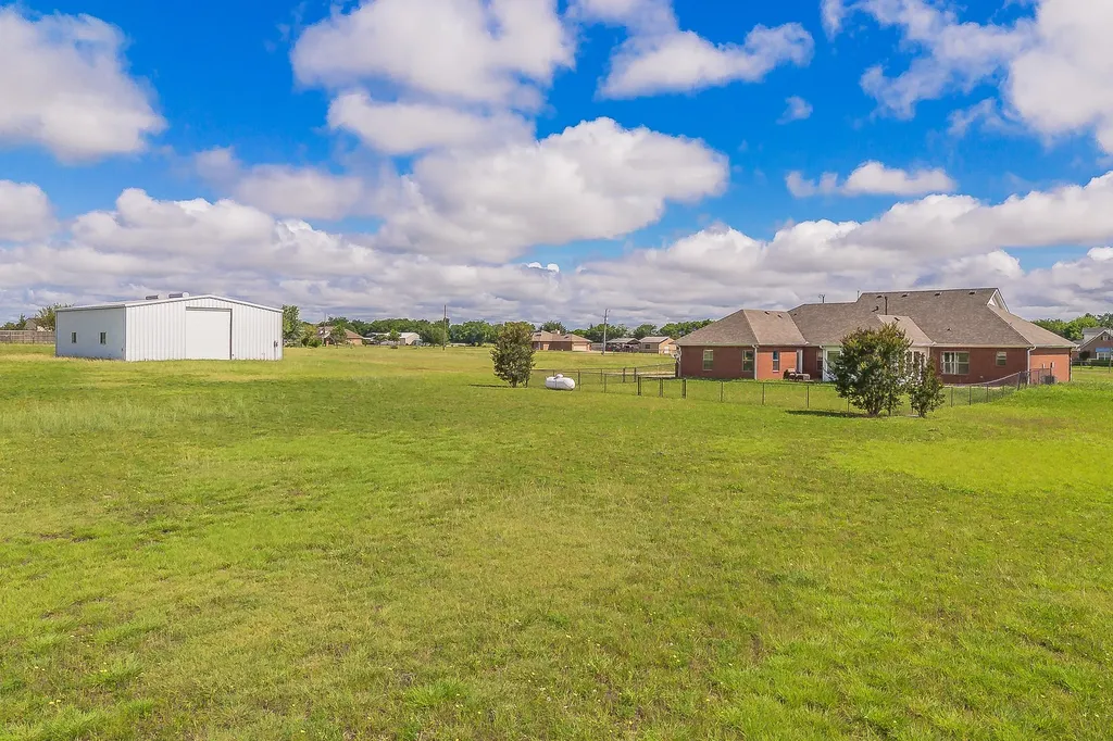 117 Wagon Wheel Circle Leonard TX 75452